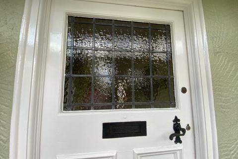 110 Towcester Road, Northampton, NN4 8LH