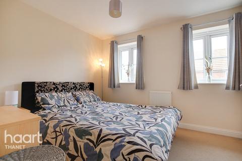 3 Blazer Close, Broadstairs, CT10 1FR