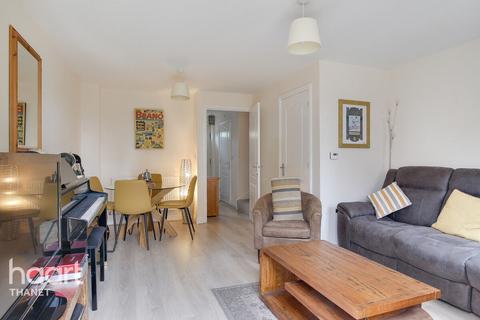3 Blazer Close, Broadstairs, CT10 1FR