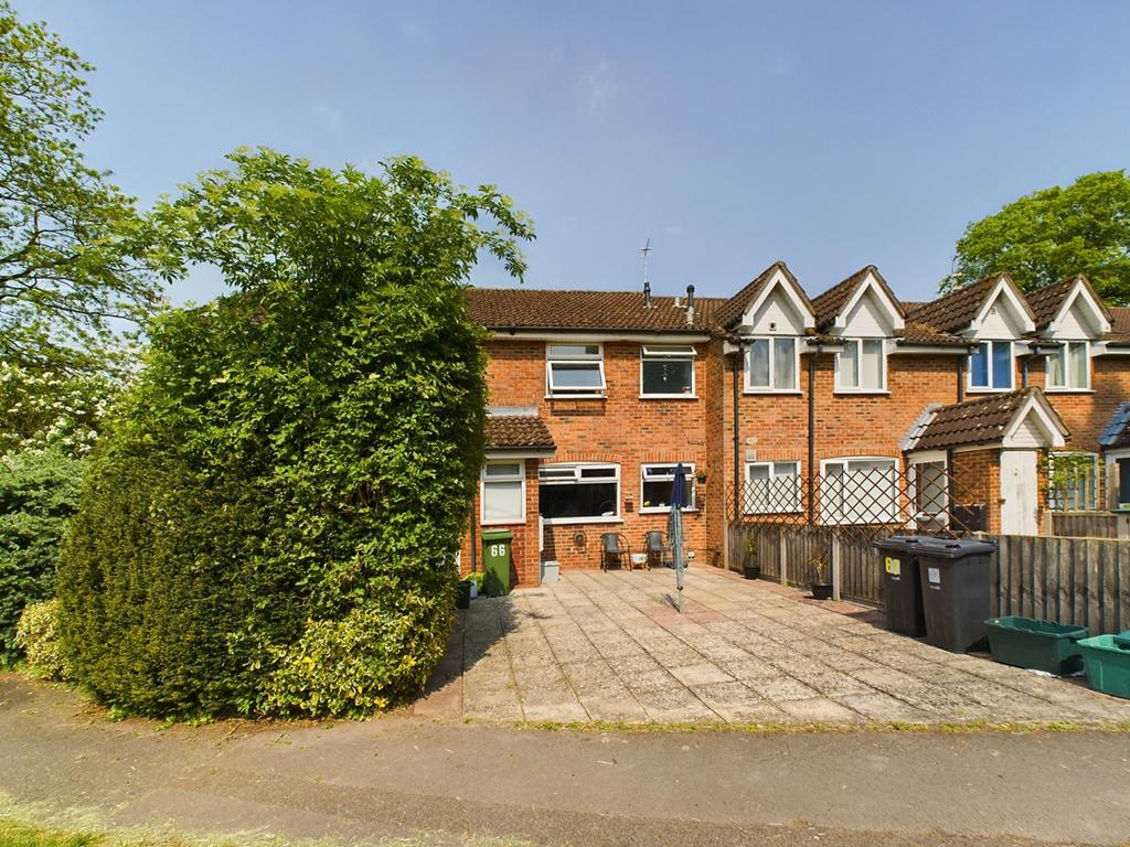 Canterbury Close, Yate, Bristol, BS37 1 bed terraced house £195,000
