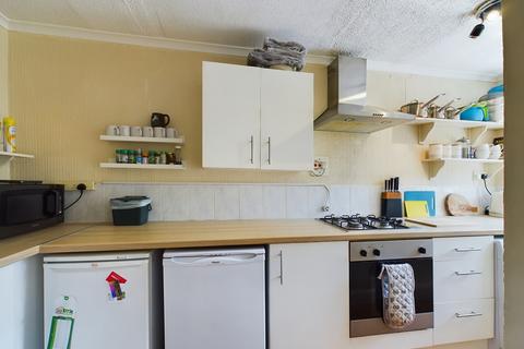 66 Canterbury Close, Yate, Bristol, BS37 5TX