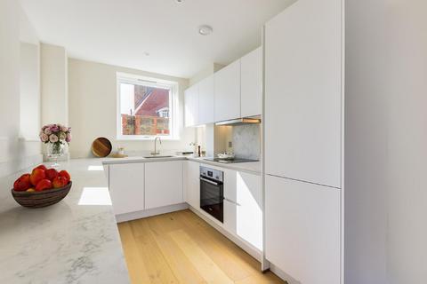 3 bedroom flat for sale - Crown Street, Camberwell
