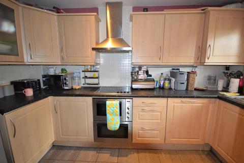 5 Gregson Walk, Dawley, Telford, TF4 2GA