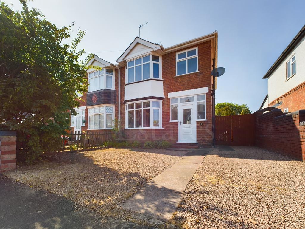 Francis Road, Stourport on Severn, DY13 8PL 3 bed semidetached house