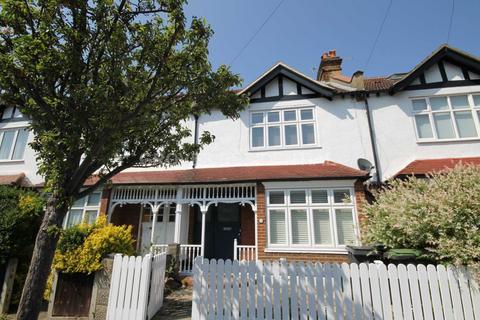 109 Chestnut Grove, New Malden, KT3 3JT