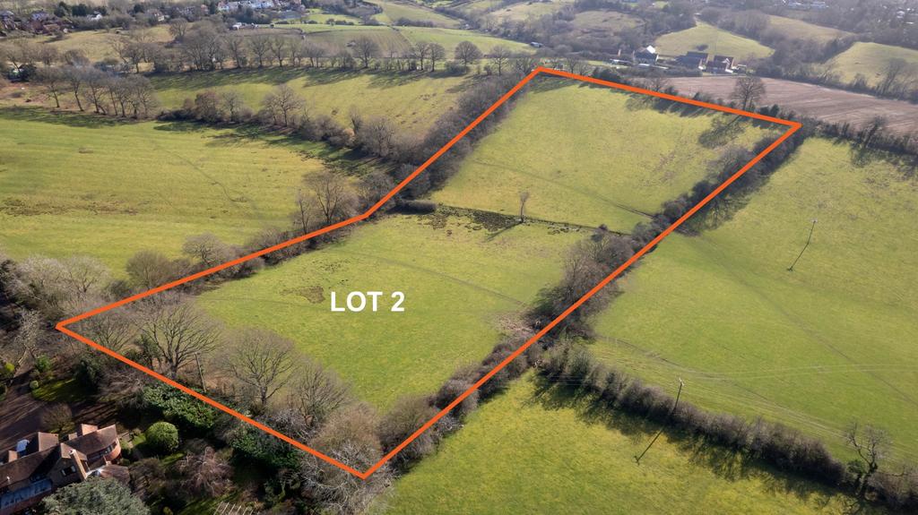 LOT 2 Land at Dagtail Lane, Astwood Bank, B97 Land £75,000