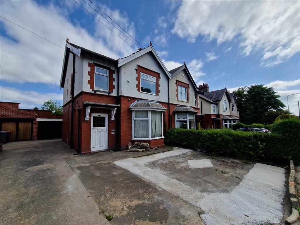 Vicarage Road, PoultonleFylde 1 bed apartment £650 pcm (£150 pw)