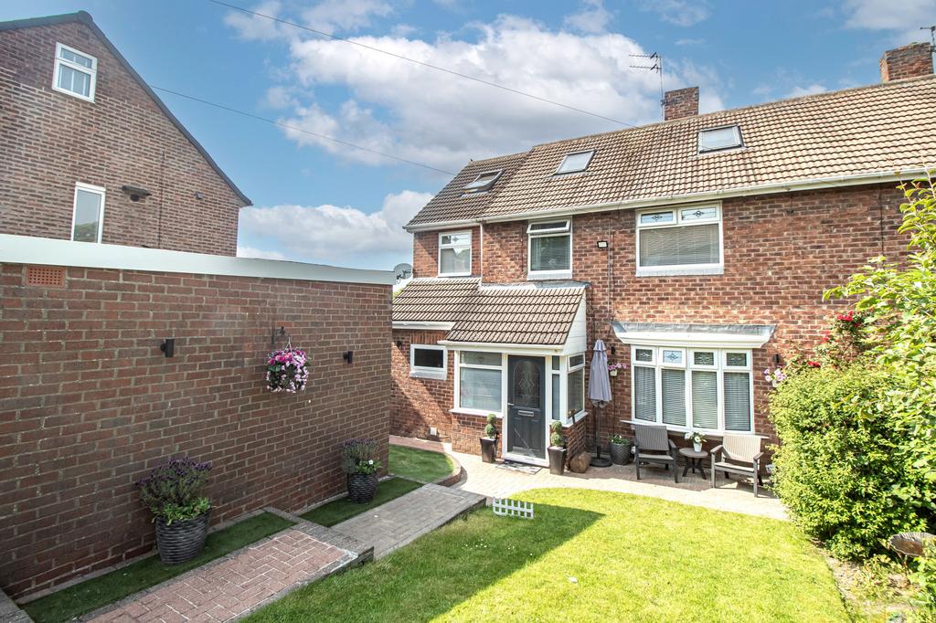 Henshaw Place, Fenham, Newcastle upon Tyne, Tyne and Wear, NE5 2HL 4