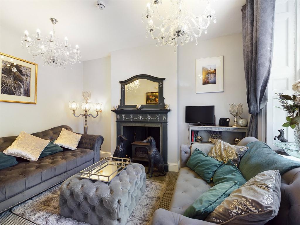 St. Marys Street, RossonWye, Herefordshire, HR9 4 bed end of terrace