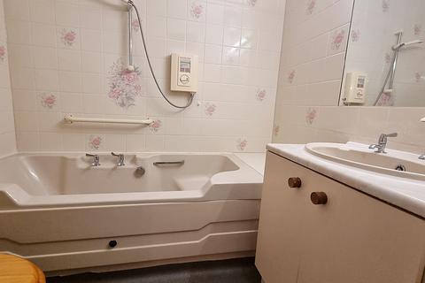 1 bedroom flat for sale, Beaufort Road, Clifton, Bristol BS8