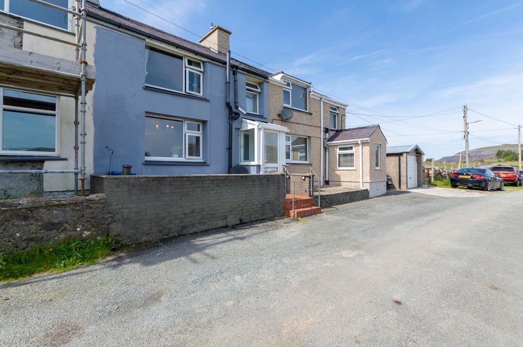 Bryn Twrog Terrace, Upper Llandwrog, Caernarfon, Ll54 3 Bed Terraced 