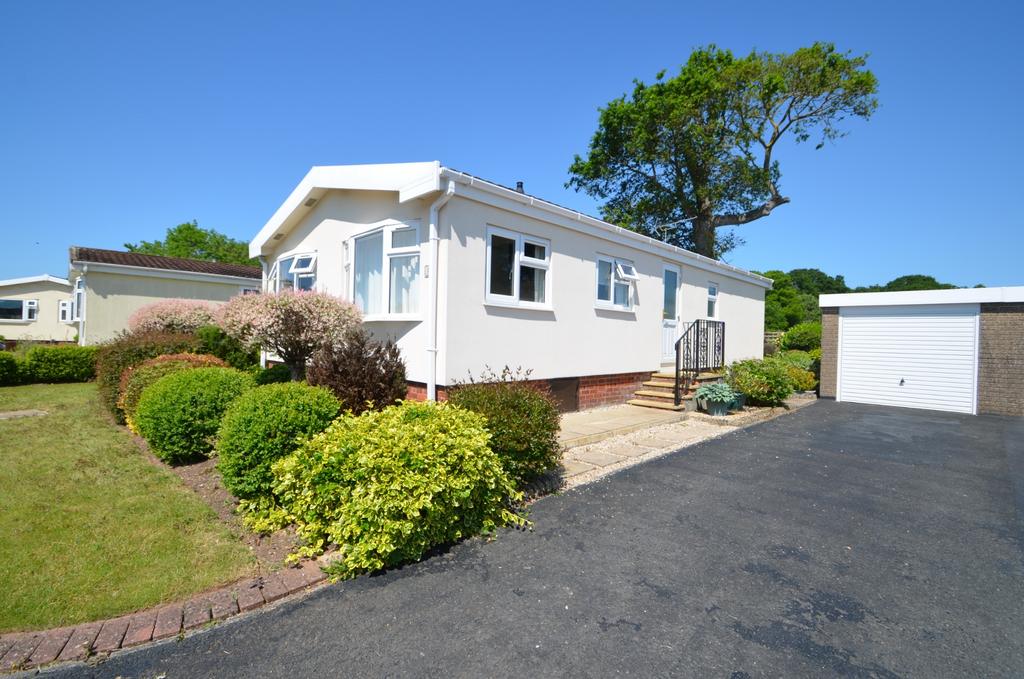 Clyst St Mary, Exeter EX5 2 bed park home for sale £190,000
