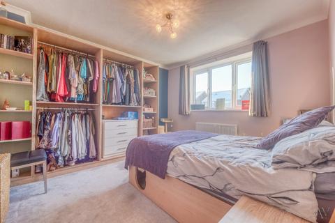 62 Elmtree Road, Sutton Coldfield, B74 3RX