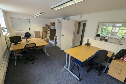 Office to rent, Loseley Park, Unit 6, Home Farm, Guildford, GU3 1HS