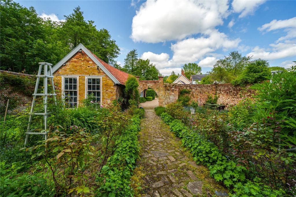 Walled Garden