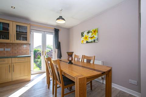 19 Balmoral Road, Elderslie, Johnstone, PA5 9QT