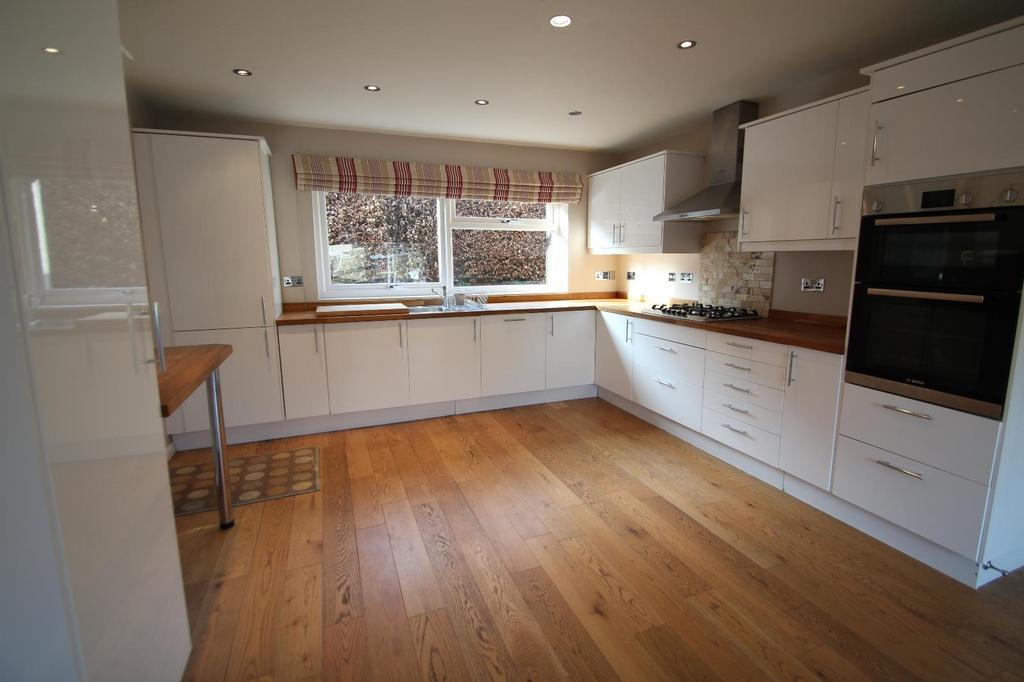 Westwood Way, Boston Spa, Wetherby, West Yorkshire, UK, LS23 4 bed
