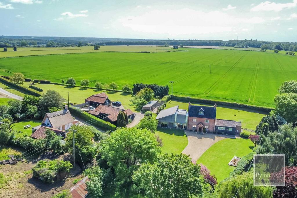 Weston Green Road, Norwich NR9 5 bed detached house £1,250,000