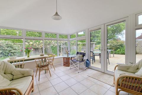 5 Brackens Way, Lymington, SO41 3TL