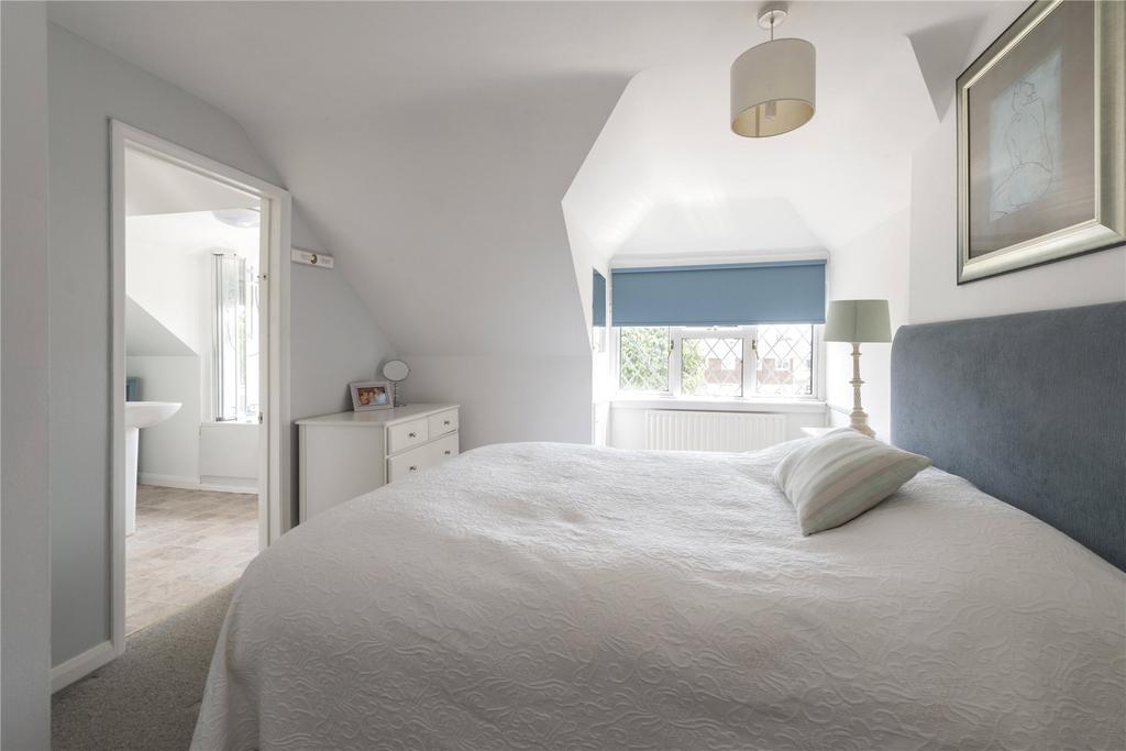 Double Be &amp; Ensuite