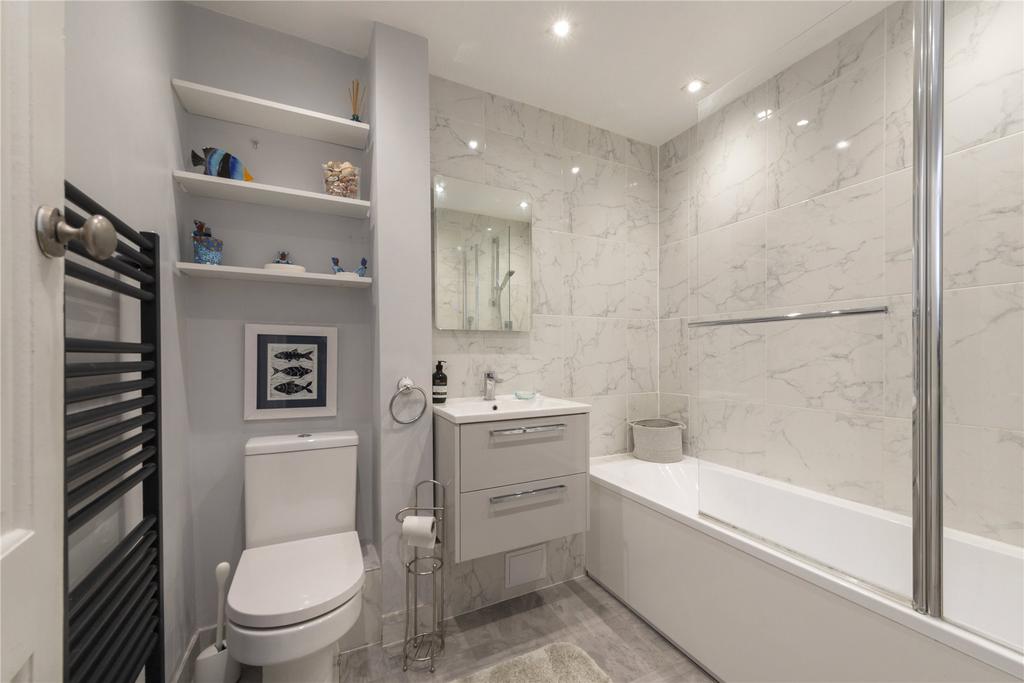 Ensuite