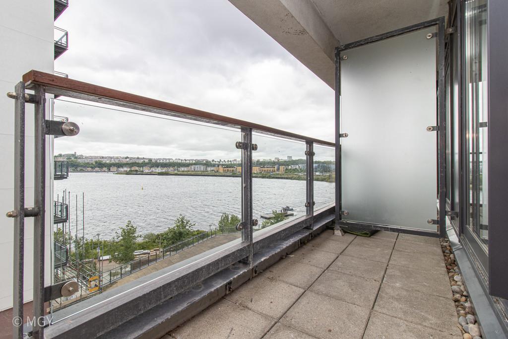 Duncansby House, Prospect Place, Cardiff Bay 2 bed apartment to rent