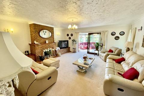 3 bedroom detached bungalow for sale, Delph Fields, Long Sutton