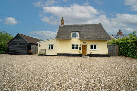 4 bedroom cottage for sale, Magpie Green, Wortham