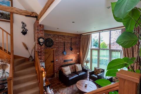 Windmill Barn Kemps Road, Pulham St Mary, Diss, IP21 4YH