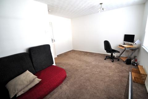 2 bedroom apartment to rent, Guildford Court, Southend On Sea