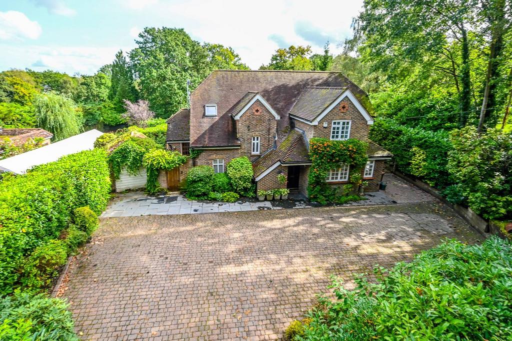 Slade Lane, Normandy, Ash, GU12 4 bed detached house for sale £1,200,000