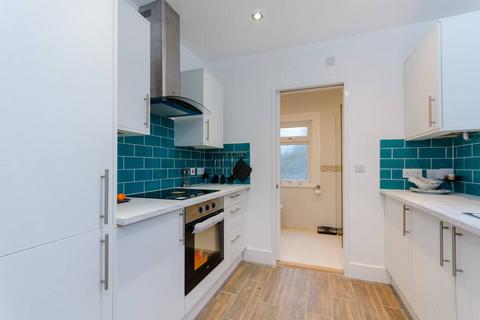 1 bedroom flat for sale - South Lane, New Malden, KT3