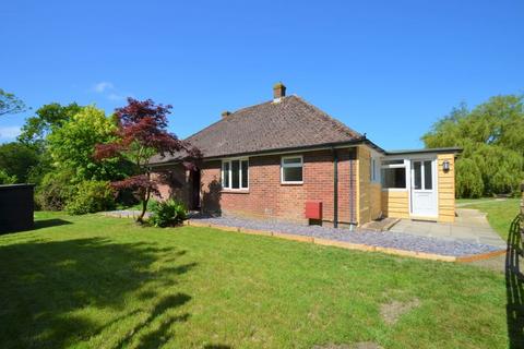 3 bedroom detached bungalow to rent - NEACROFT, CHRISTCHURCH