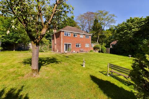 4 bedroom detached house for sale, Daws Hill Lane