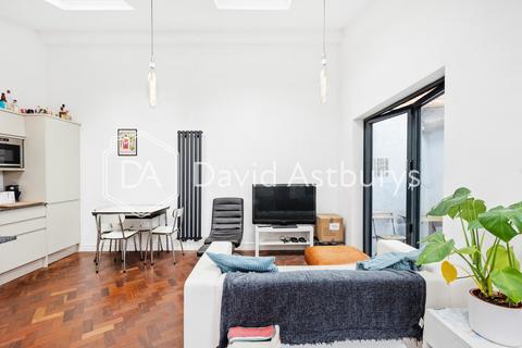 2 bedroom apartment to rent, Holloway Road, Holloway, London