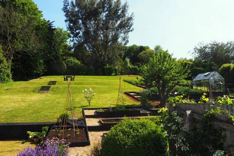 3 bedroom detached bungalow for sale, Shaldon Road, Combeinteignhead, TQ12