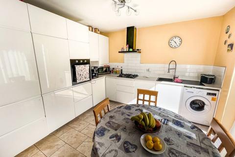 3 bedroom detached bungalow for sale - Bracken Close, Sharples