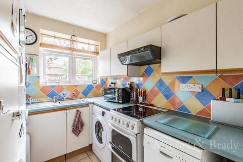 3 bedroom end of terrace house for sale - Half Mile Close, Norwich