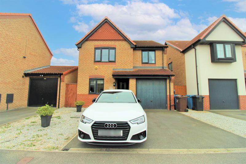 College Gardens, Hull, HU3 4 bed detached house for sale £240,000