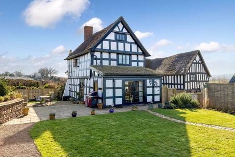 3 bedroom character property for sale, Staplow, Ledbury HR8 1NQ
