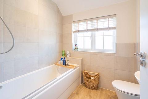 1 Grandy Crescent, Milton, Abingdon, OX13 6GL