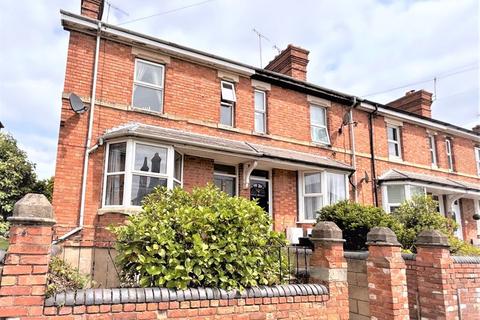 4 bedroom end of terrace house for sale, Swan Lane, Evesham