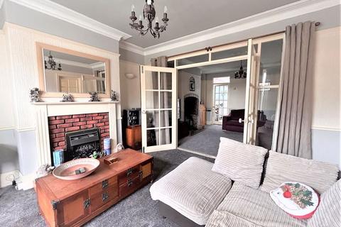 4 bedroom end of terrace house for sale, Swan Lane, Evesham