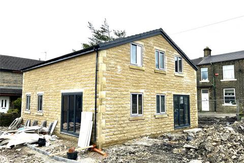 4 bedroom detached house for sale, Commercial Street, Queensbury, Bradford, BD13