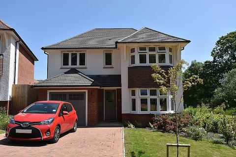 4 bedroom detached house for sale - White Close, Saxon Brook, Exeter, EX1