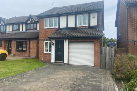 Henshaw Grove, Holywell
