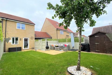 2 bedroom semi-detached house for sale - Jura Way, Bletchley, Milton Keynes, MK3