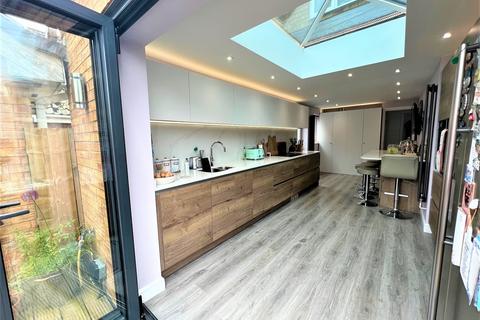 5 bedroom detached house for sale - Blanchland Circle, Monkston, Milton Keynes, MK10