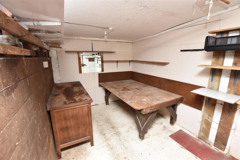 Garage.jpg