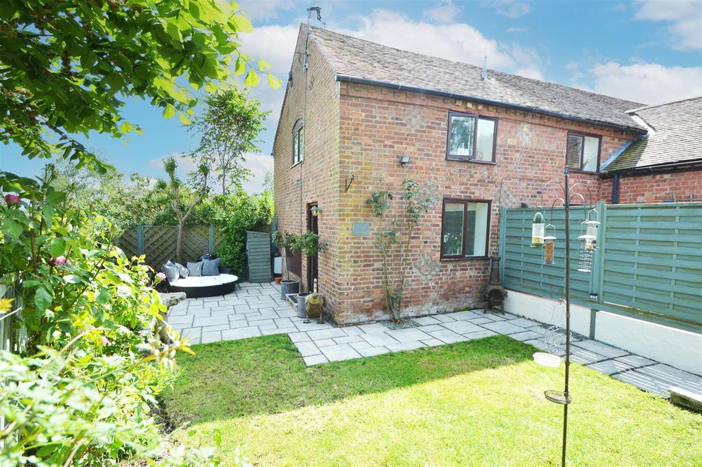 Lea Cross, Shrewsbury 3 bed semi-detached house for sale - £255,000